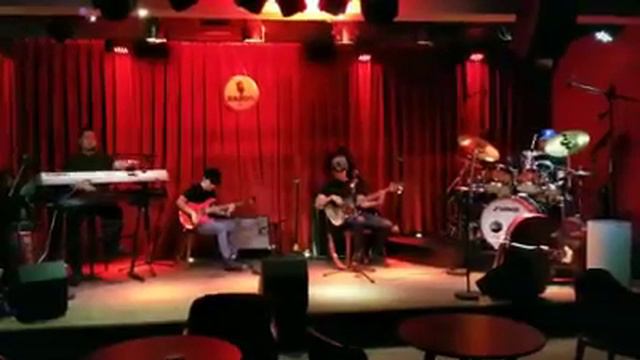 In The Air-Phil Collins (Maki cover) смотреть онлайн