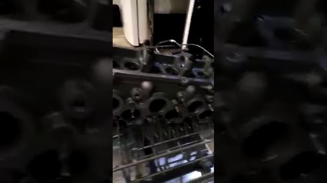 Помыл двигатель в посудомоечной машине смотреть онлайн