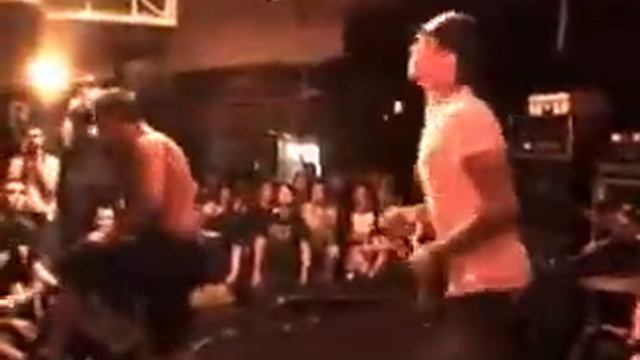 Throwdown - 10 - Family - Live in Montreal QC - 08/12/2003 смотреть онлайн