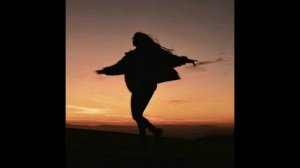 Лейла лейла, она так посмотрела  ?