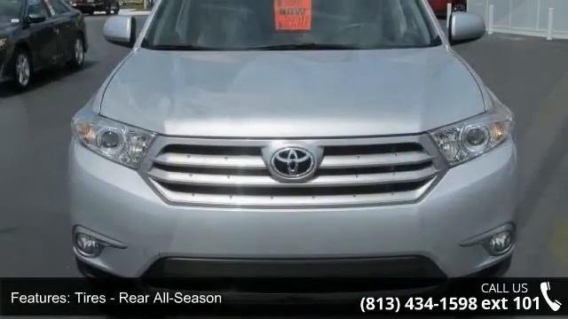 2011 Toyota Highlander Base смотреть онлайн