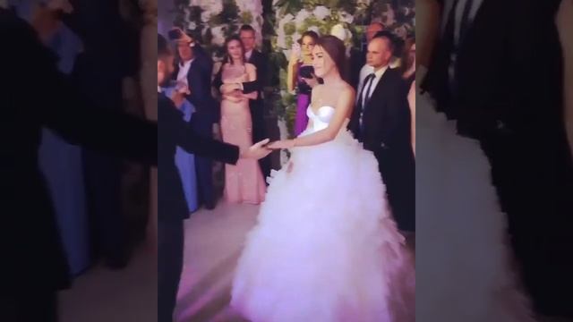 Рэпер Мот женился во второй раз. Свадьба Мота 23.04.2017. Мария Гураль смотреть онлайн