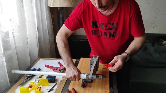 БРУДЕР ДЛЯ ЦЫПЛЯТ. Делаем поилку для цыплят. (Часть-3) смотреть онлайн