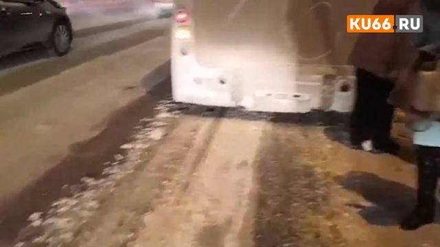 Автобус пробил колесо смотреть онлайн