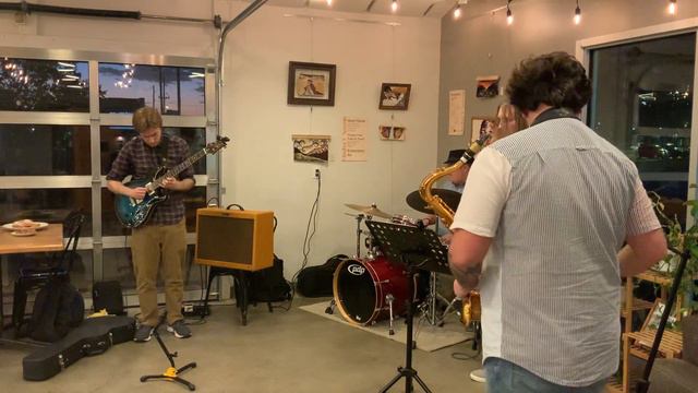 Inaugural Fairmount Coffee Jazz Jam Pt. 1 смотреть онлайн