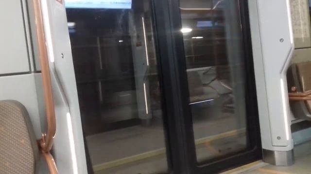 Поездка на метропоезде 81-775/776/777 «Москва-2020» Маршрут №004 смотреть онлайн