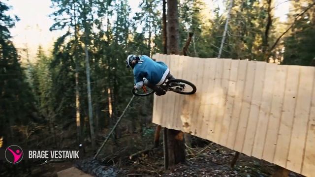 ТОП 5 MTB ФРИРАЙДЕРОВ 2021 ★ Лучшие трюки на горных велосипедах