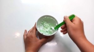 КАК СДЕЛАТЬ СЛАЙМ ИЗ ЗУБНОЙ ПАСТЫ / СЛАЙМ БЕЗ КЛЕЯ И С КЛЕЕМ ОТ ПОДПИСЧИКОВ