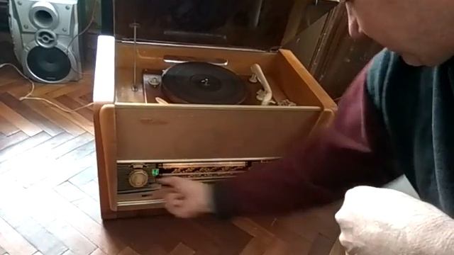 В гостях у Германа. Магнитофон Днепр 014 смотреть онлайн