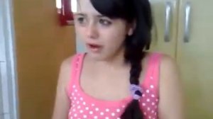 Жестокая отрыжка у девушки