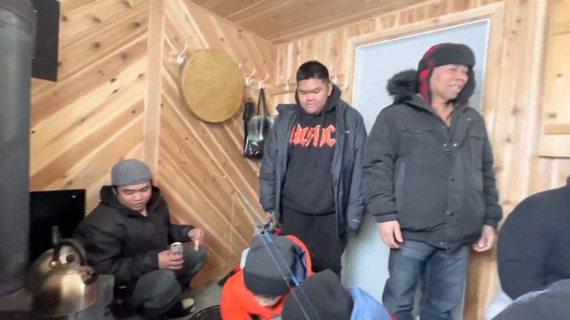 ice fishing in great slave lake смотреть онлайн