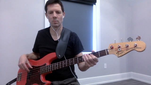 Fender Precision Bass - So Very Hard To Go смотреть онлайн