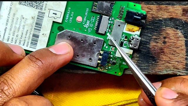 Jio Phone F271i Battery Connector Jumper Solution|| positive point, Bsi point, GND смотреть онлайн