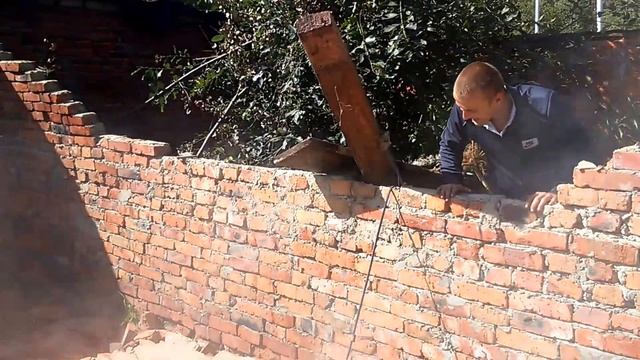 Как быстро разобрать стену в гараже Часть 1#, Угарное видео смотреть онлайн