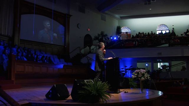 Макиенко Александр - проповедь "Что мы имеем во Христе" смотреть онлайн