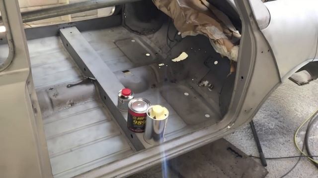 1964 Mk1 Mini Restoration S2 Ep156 - HB Body Epoxy Primer смотреть онлайн