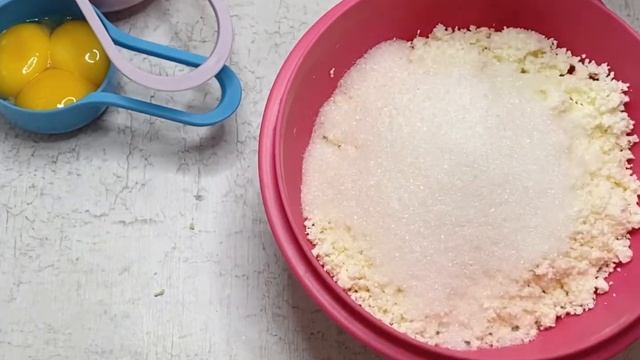 Пироги с кабачком и луком