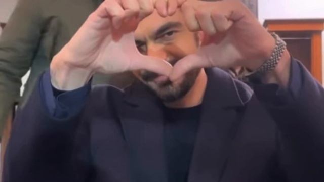 ¡Una gran oferta de Can Yaman a Halil! смотреть онлайн