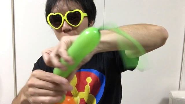 かぼちゃの作り方 簡単（バルーンアート）　Pumpkin balloon (balloon twisting) смотреть онлайн