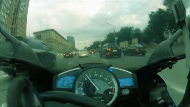 Yamaha YZF-R1 перегонки со смертью) смотреть онлайн