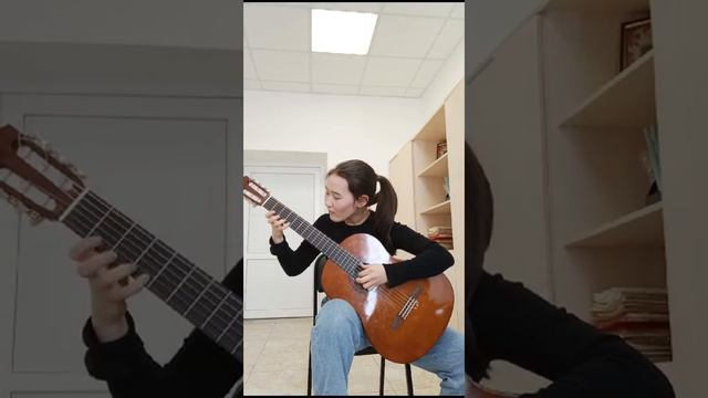 Бейсембаева Дарина, Сосница. Цыганская народная песня. Обработка М. Алексанровой смотреть онлайн