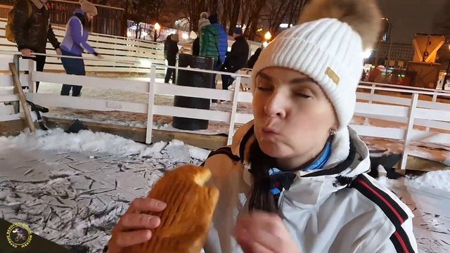 Танцы на катке в Парке Горького! Жги, Вика, Жги! смотреть онлайн