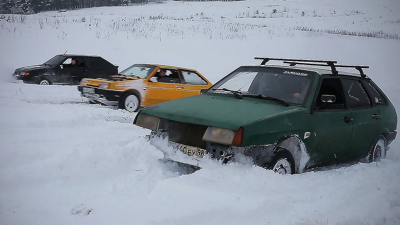 УНИЧТОЖИТЕЛИ БЕЗДОРОЖЬЯ. ДЕВЯТОЧКИ ШТУРМУЮТ СУГРОБЫ. смотреть онлайн