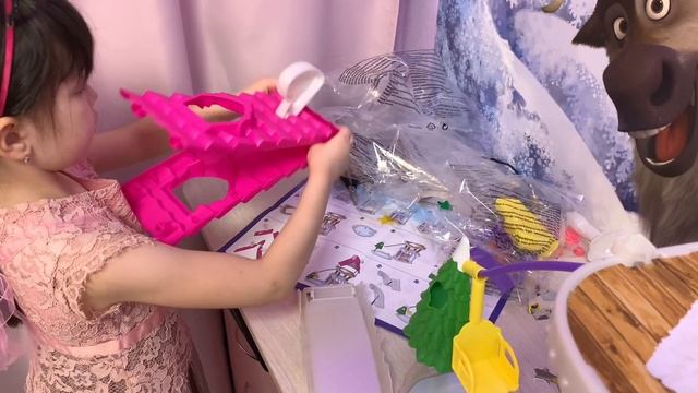 СуперЛиса. Игровой набор ENCHANTIMALS Снежная долина Шале в горах. Распаковка и обзор. смотреть онлайн