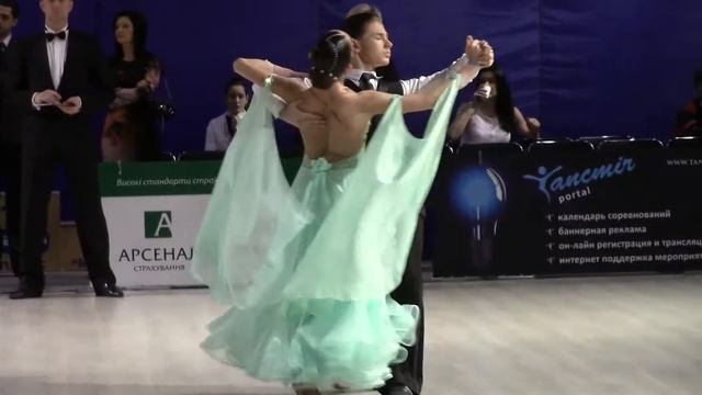 Киевский вальс 2013 14 апреля юниоры 1 Д класс смотреть онлайн