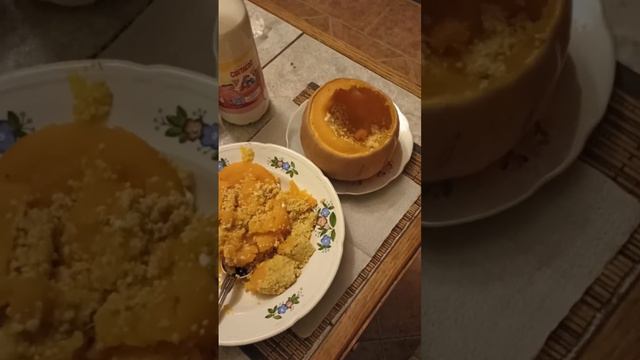 Хозяйки и мамаши! Готовьте без кастрюли, в тыкве, пшённую кашу! смотреть онлайн
