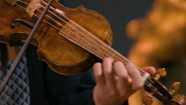 Peter Sheppard Skærved Plays The Met’s Nicolò Amati Violin