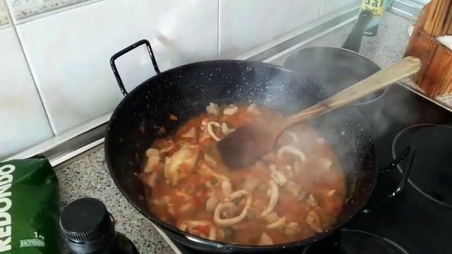 ВЛОГ.ИСПАНИЯ.ДУРНАЯ ГОЛОВА.У МЕНЯ МАРАЗМ???ЗАБЛУДИЛАСЬ.ИСПАНСКАЯ ПАЕЛЬЯ.