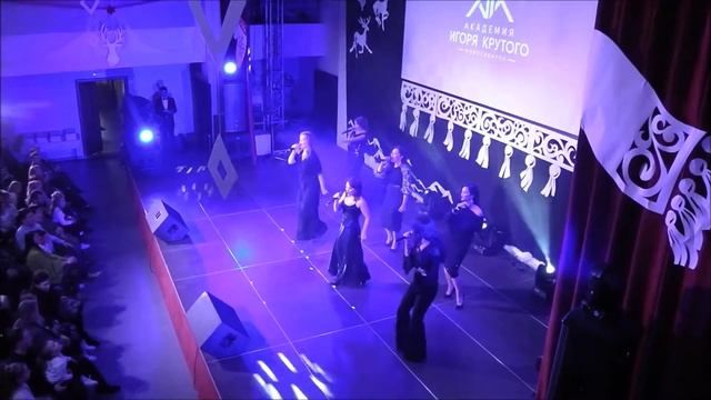 ВРЕМЯ ПРИШЛО - Эпизод 1 - Выступление педагогов по вокалу Академии Игоря Крутого смотреть онлайн