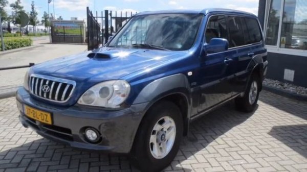 Hyundai Terracan 2.9 CRDI 4x4 grijs-kenteken