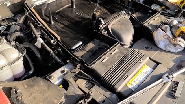 2019 Audi Q8 Engine Oil Filter Change смотреть онлайн