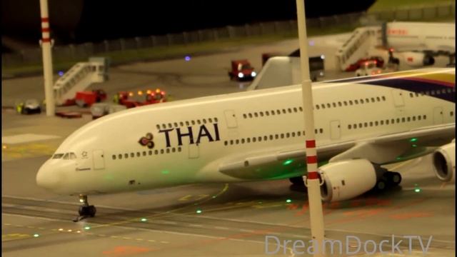AIRBUS A380 THAI AIRWAYS ++ Miniatur Wunderland Hamburg Flughafen Knuffingen Airport 1:87