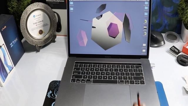 Best Adapter For Macbook 2019 | World's Smallest USB-C to USB-A Review in Hindi смотреть онлайн