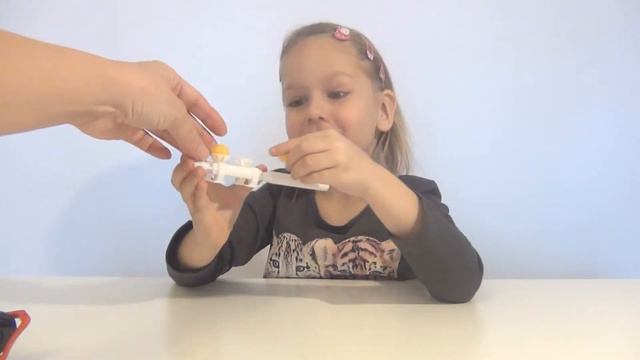 Распаковываем пакеты-хлопушки/We unpack packages crackers смотреть онлайн