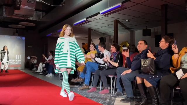 Показ дизайнера Лютик Бедрик г.Москва , в Кемерово смотреть онлайн
