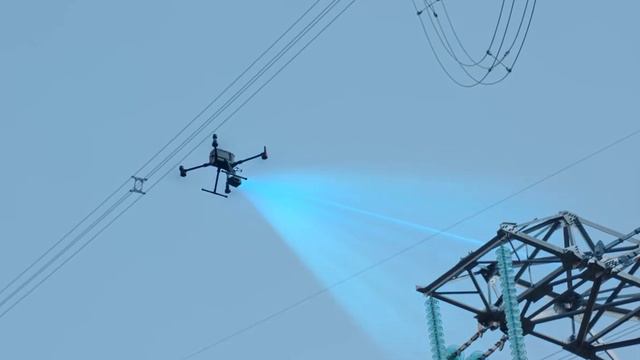 DJI Matrice 300 RTK - AI Spot Check смотреть онлайн