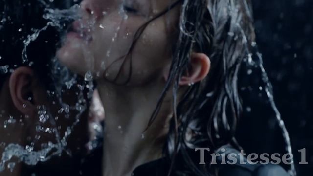 Love In The Rain (Dance With Me) смотреть онлайн