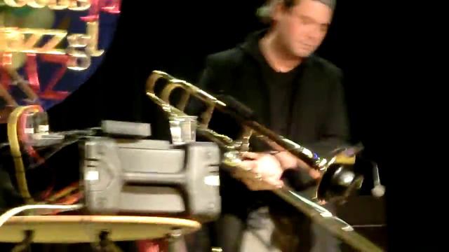 20111130 21:07. Megic Trombone. Jazz Globus Jerusalem. смотреть онлайн
