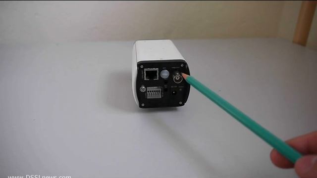 IP-видеокамера Hikvision DS-2CD893PFWD-E смотреть онлайн