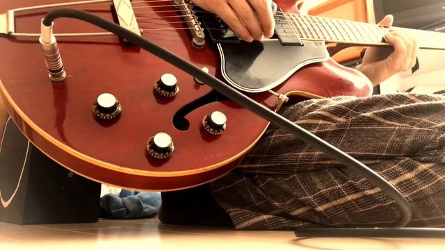 Gibson 1962 ES-330 ＆ Fender Bassman 20 amp смотреть онлайн