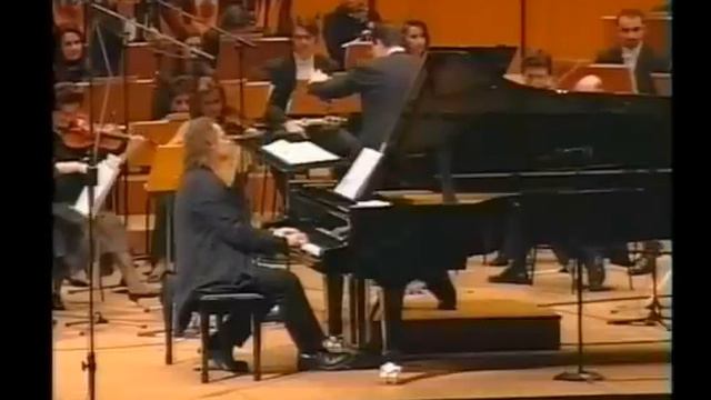 Stefanos Korkolis - allegro - ATHENS CONCERT HALL 2005 смотреть онлайн