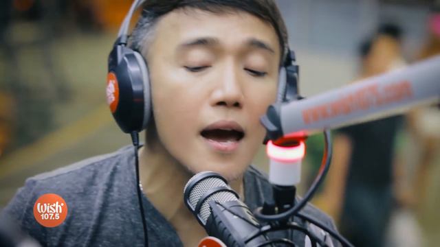 Arnel Pineda Sings 