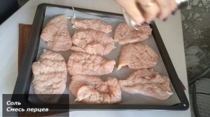 Чтобы сырная шапочка осталась мягкой и на мясе☝️