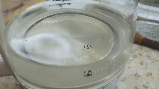 Как почистить чайник? смотреть онлайн