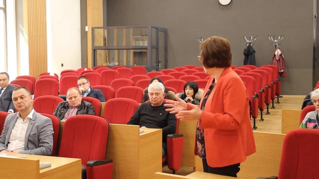 Обществено обсъждане на КИТИ - за Троянския проход и ремонт на път Е-35 смотреть онлайн