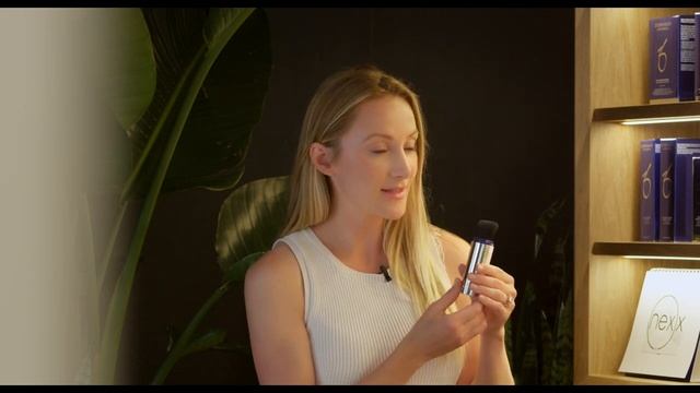 ZO Skin Health - Sunscreen Powder Product Overview смотреть онлайн